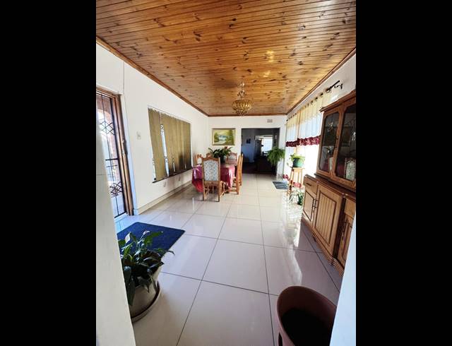 3 BEDROOM FREESTANDING FOR SALE IN LOTUSVILLE